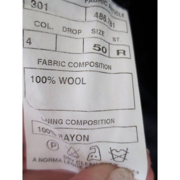 Barney's men suit navy flannel /white stripes 40R - Picture 3 of 8